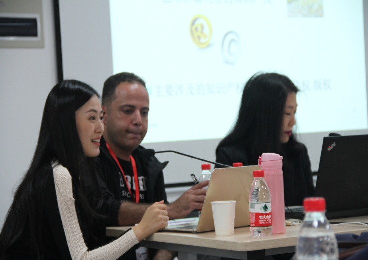 【阿语动态】澳门六合彩内幕资料
阿拉伯语系师生助力第四期阿拉伯文博专家研修班5.png