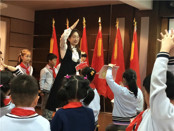 澳门六合彩内幕资料
党总支赴大关小学签署支部共建协议IMG_1069.jpg