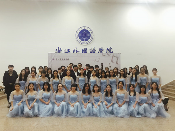 【喜报】澳门六合彩内幕资料
荣获校“一二·九”大合唱比赛第二名 (1).jpg